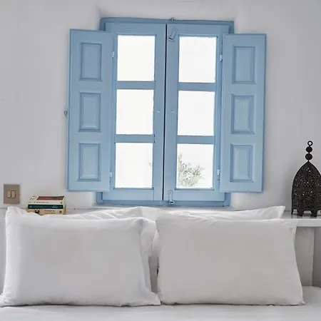 2 Bedroom Charming With Outdoors Jacuzzi * Megalochori (Santorini)