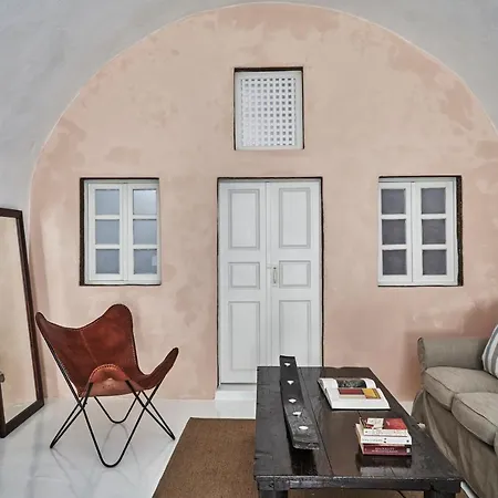 Vakantiehuis 2 Bedroom Charming With Outdoors Jacuzzi Megalochori (Santorini)