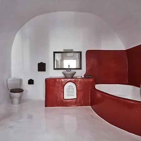 2 Bedroom Charming With Outdoors Jacuzzi * Megalochori (Santorini)