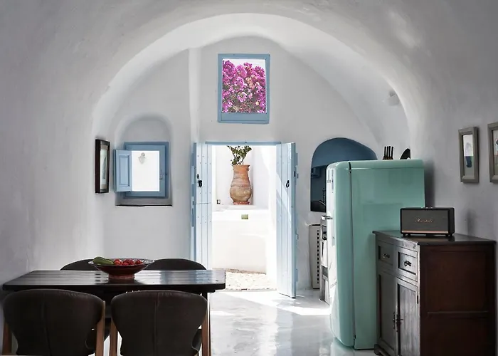 بيت للعطل 2 Bedroom Charming With Outdoors Jacuzzi