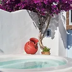 Prázdninový dům 2 Bedroom Charming With Outdoors Jacuzzi Megalochori (Santorini)