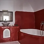 Prázdninový dům 2 Bedroom Charming With Outdoors Jacuzzi