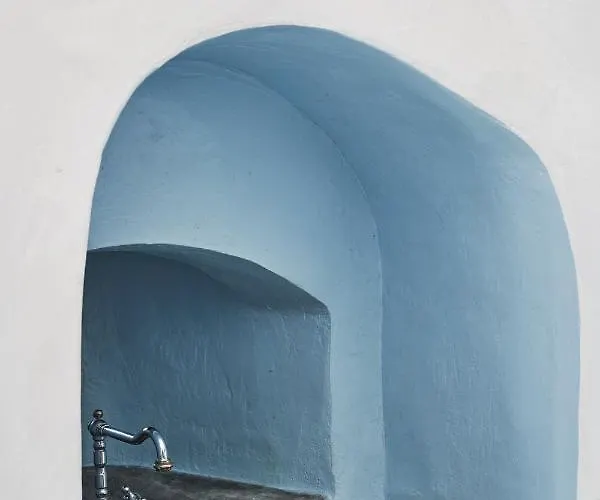 2 Bedroom Charming With Outdoors Jacuzzi Megalochori (Santorini)